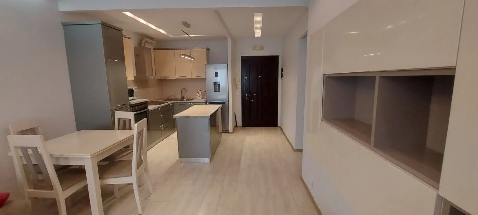 Tirane, jepet me qera apartament 2+1, Kati 7, 92 m² 500 € (Rruga teodor keko)