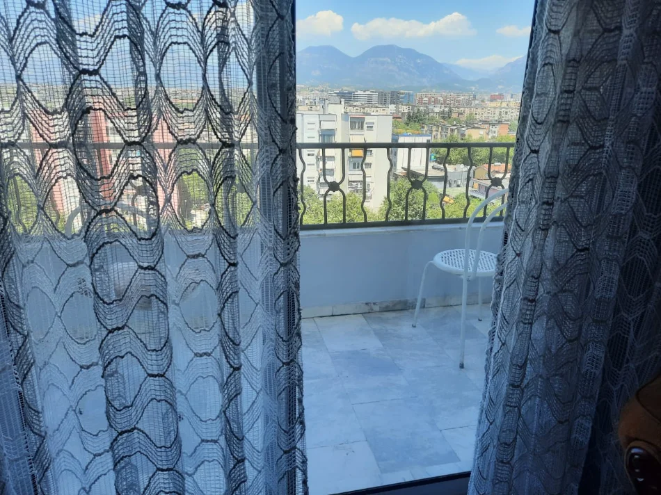 Tirane, jepet me qera apartament 2+1 Kati 9, 100 m² 550 € (Rruga Dritan Hoxha)