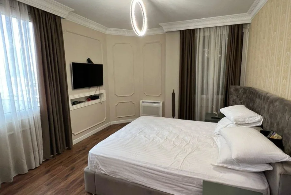 Tirane, shitet apartament duplex 4+1+Aneks+Ballkon Kati 4, 160 m² (SHESHI SKENDERBEJ)