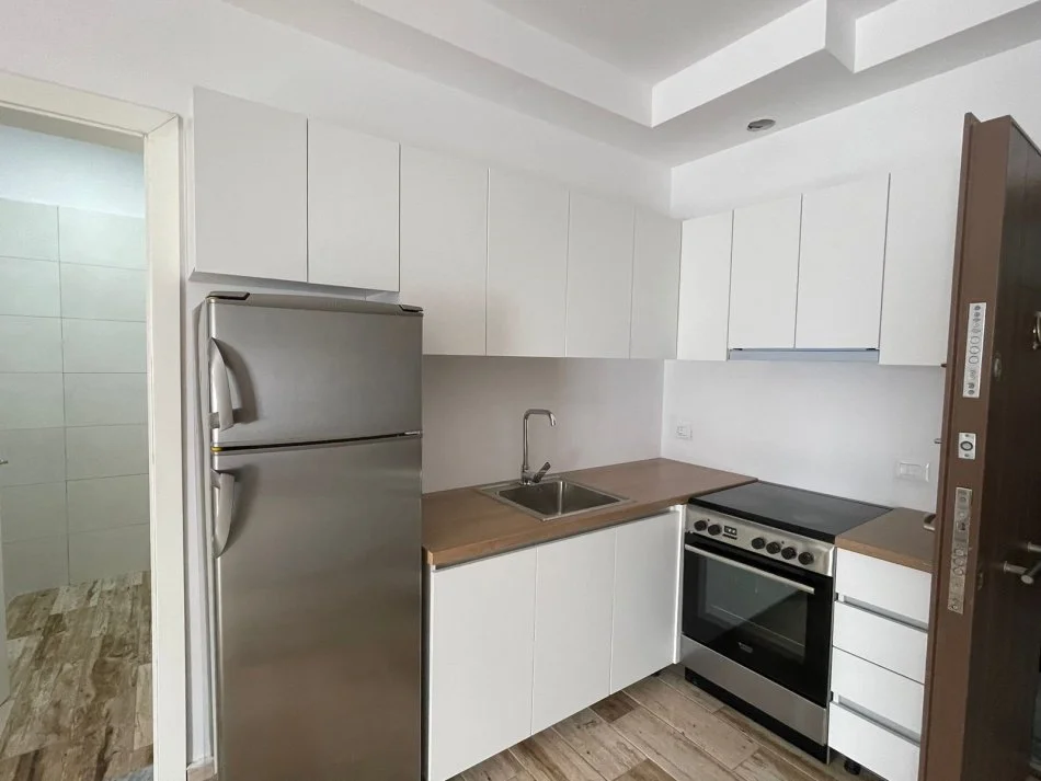 Durres, shitet apartament 2+1 , 77 m² 100.000 € 