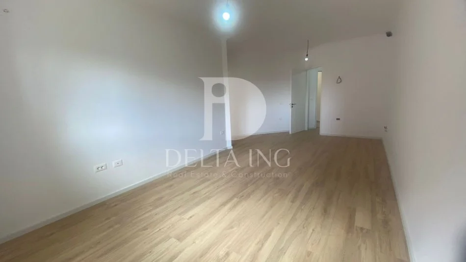 Tirane, shitet apartament 1+1+Ballkon Kati 5, 70 m² 135.000 € (Rruga Elbasanit prane Xhamise se Tabakeve)