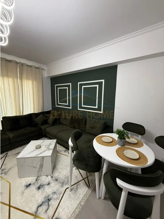 Shkembi Kavajes, shitet apartament 1+1 Kati 1, 56 m² 77.000 €