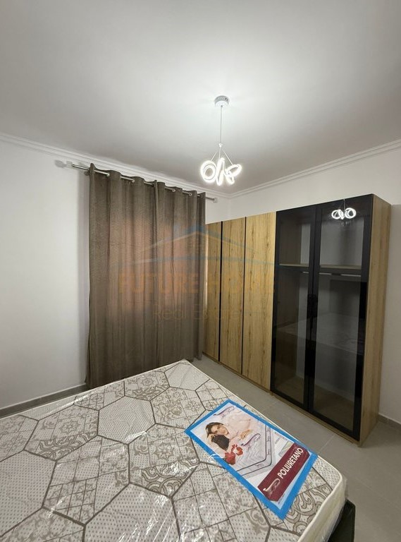 Shkembi Kavajes, shitet apartament 1+1 Kati 1, 56 m² 77.000 €