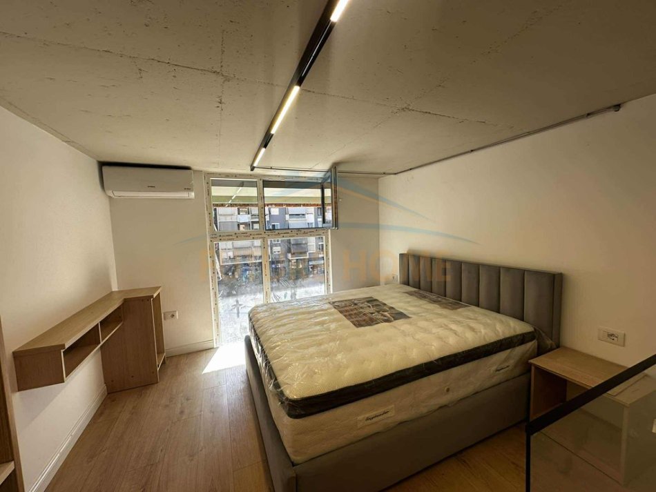 Tirane, shitet apartament duplex 1+1 Kati 6, 65 m² 95.000 € (RRUGA E KAVAJES)