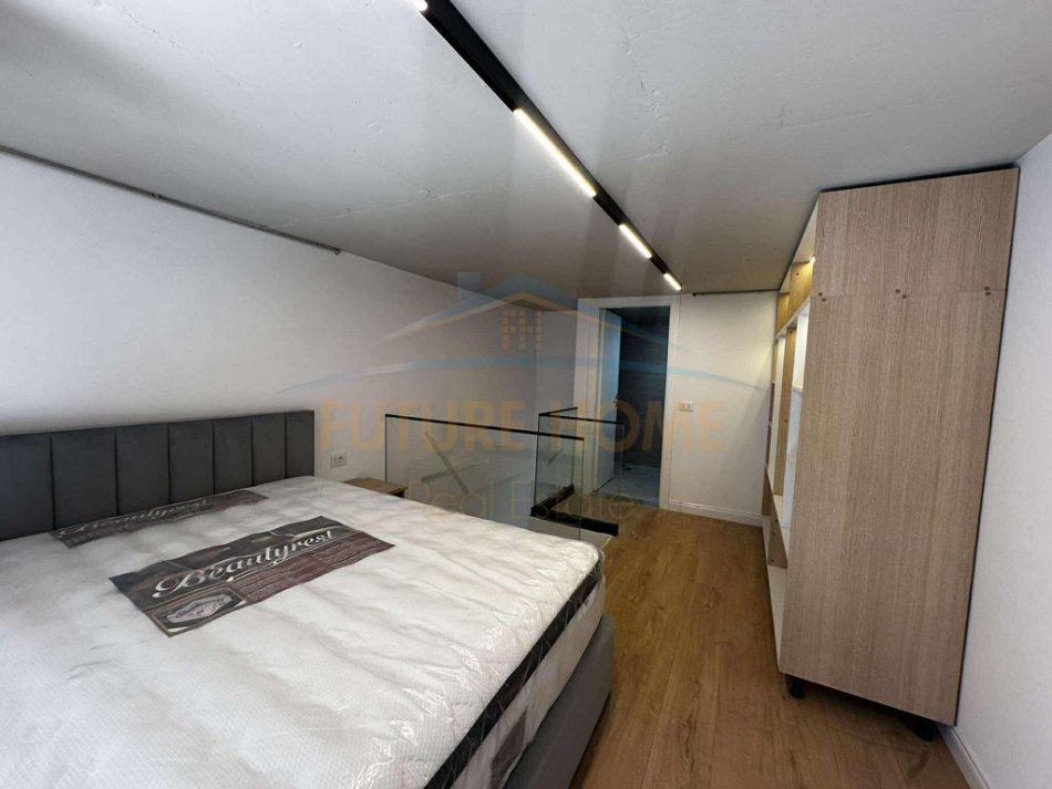 Tirane, shitet apartament duplex 1+1 Kati 6, 65 m² 95.000 € (RRUGA E KAVAJES)