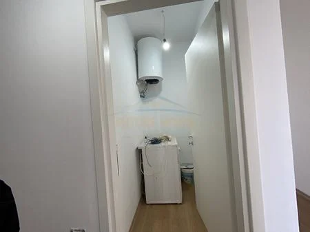 Tirane, jepet me qera apartament 2+1 Kati 6, 95 m² 600 € (FUSHA E AVIACIONIT)