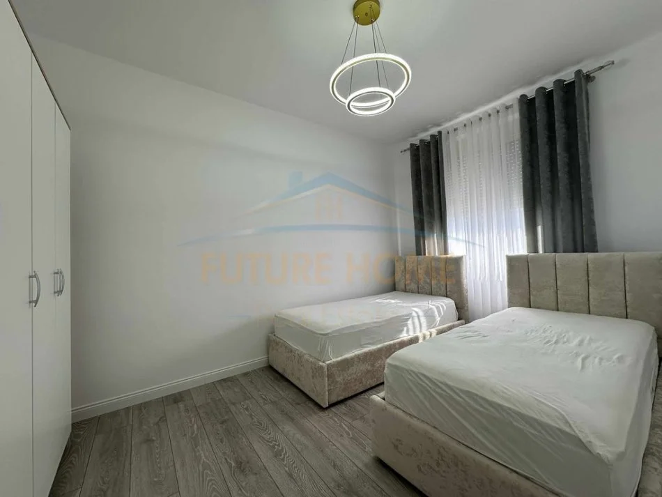 Tirane, jepet me qera apartament 2+1 Kati 8, 91 m² 600 € (UNAZA RE)  UNA56917