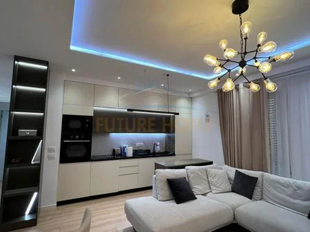 Tirane, jepet me qera apartament 3+1 Kati 4, 120 m² 850 € 