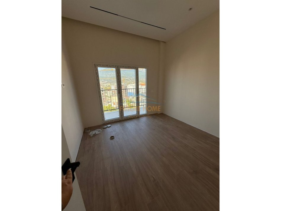 Tirane, shitet apartament 1+1 Kati 2, 55 m² 91.440 € (ALI DEMI)