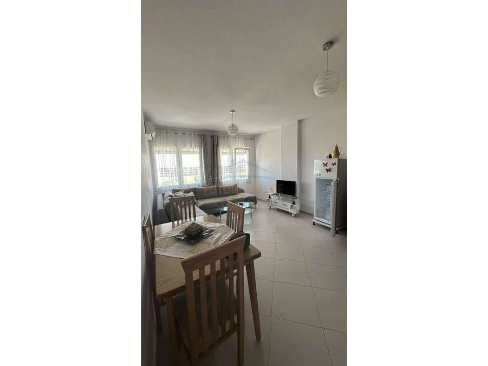 Tirane, jepet me qera apartament 1+1 Kati 8, 66 m² 500 € 