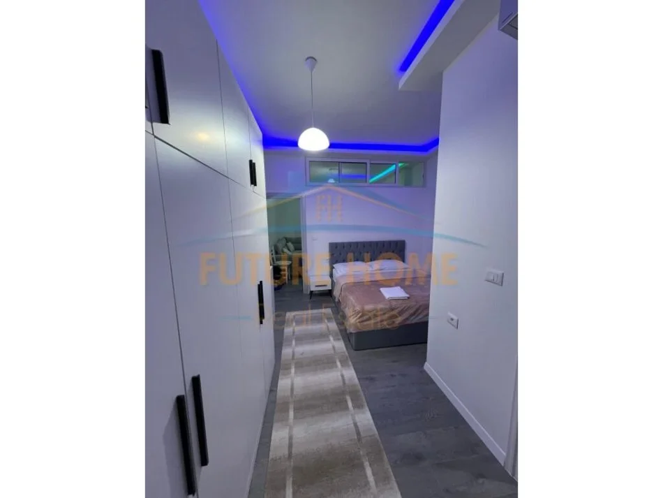 Tirane, jepet me qera apartament 1+1 Kati 1, 40 m² 450 € (PALLATET E ARABIT)