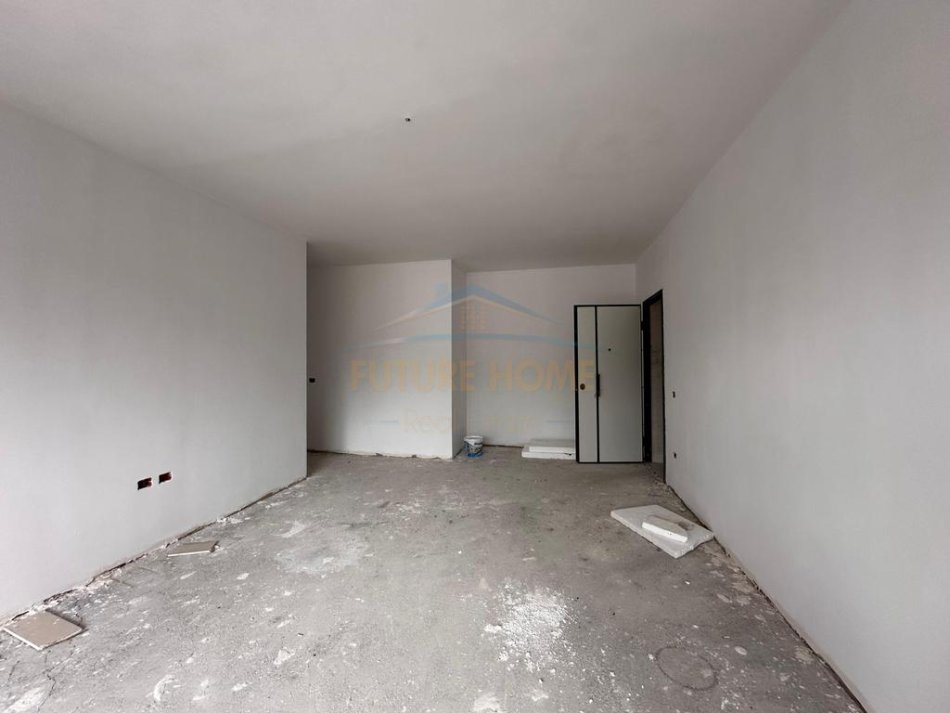 Tirane, shitet apartament 2+1 Kati 4, 134 m² 215.000 € (RRUGA E ELBASANIT)