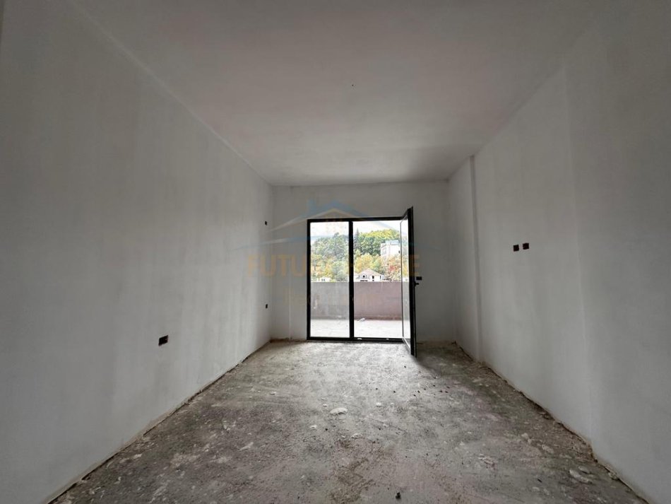 Tirane, shitet apartament 2+1 Kati 4, 134 m² 215.000 € (RRUGA E ELBASANIT)