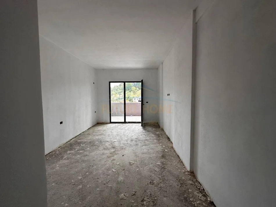 Tirane, shitet apartament 2+1 Kati 4, 134 m² 215.000 € (Rruga e Elbasanit)