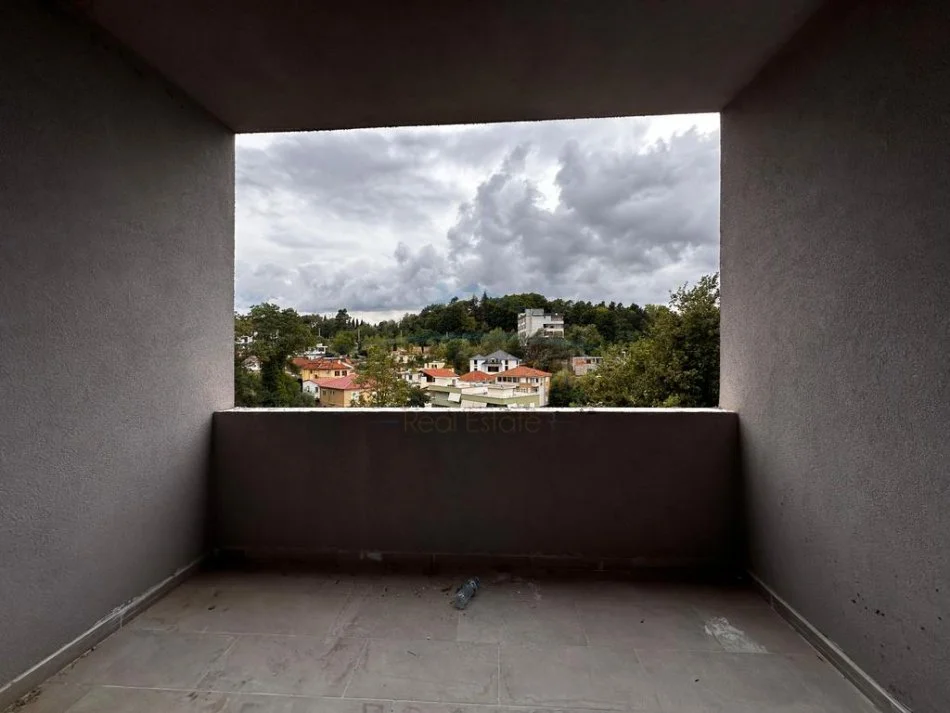 Tirane, shitet 2+1+Ballkon Kati 4, 134 m² 215.000 € 