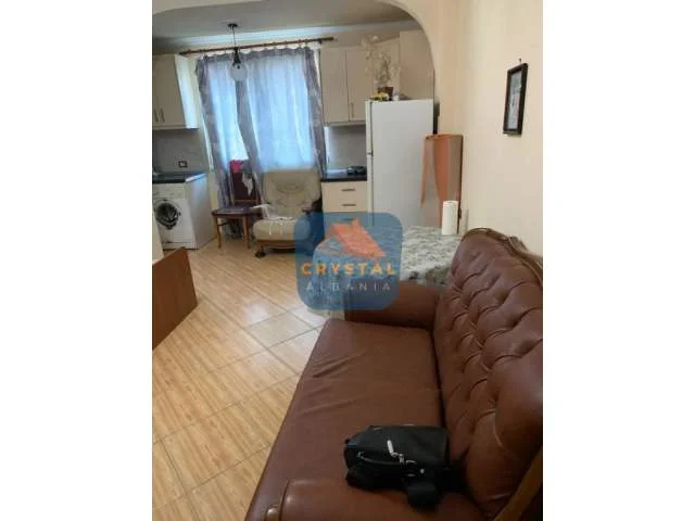 Tirane, jepet me qera apartament 1+1 Kati 2, 24.000 Leke
