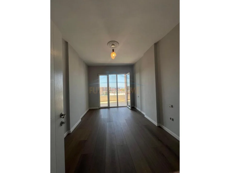 Tirane, shitet apartament 2+1 Kati 4, 119 m² 143.000 € 