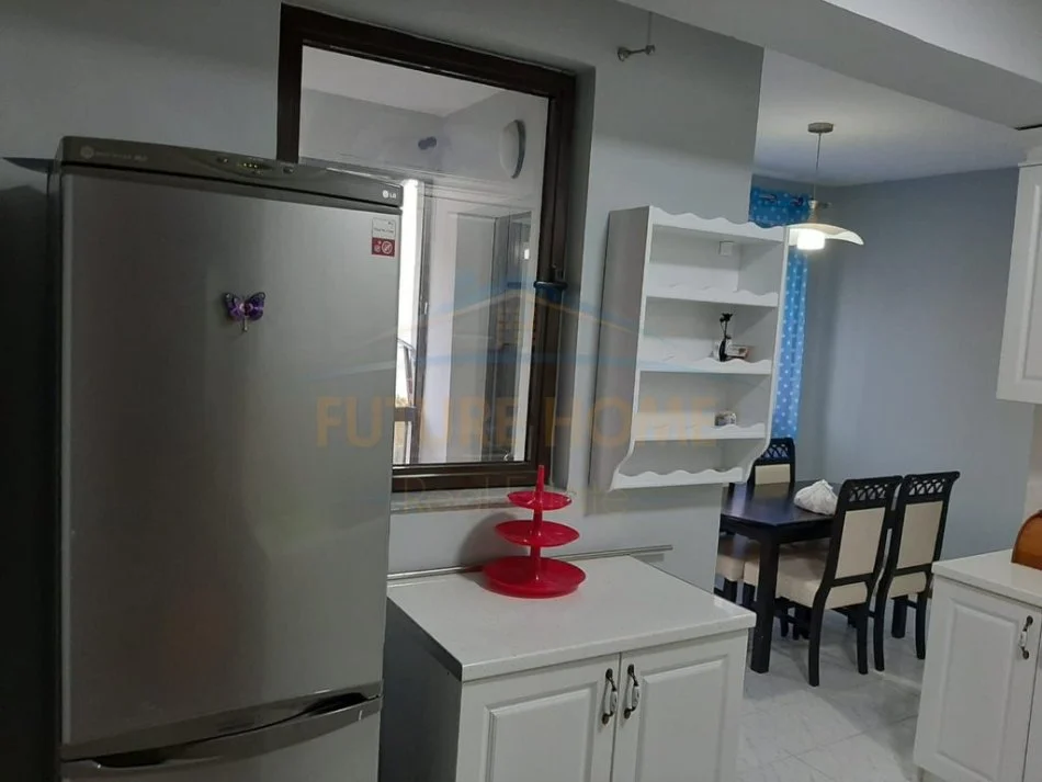 Tirane, shes apartament 1+1+Aneks+Ballkon Kati 4, 125 m² 175.000 € 