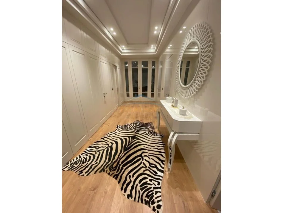 Tirane, shitet apartament 3+1+Ballkon Kati 3, 181 m² 385.000 € 