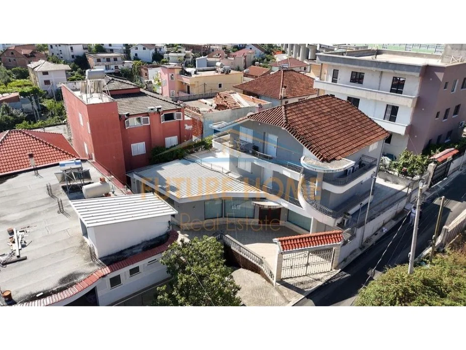 Tirane, shes Vile 4+1 Kati 0, 639 m² 450.000 € (kodra e Priftit, Tiranë)