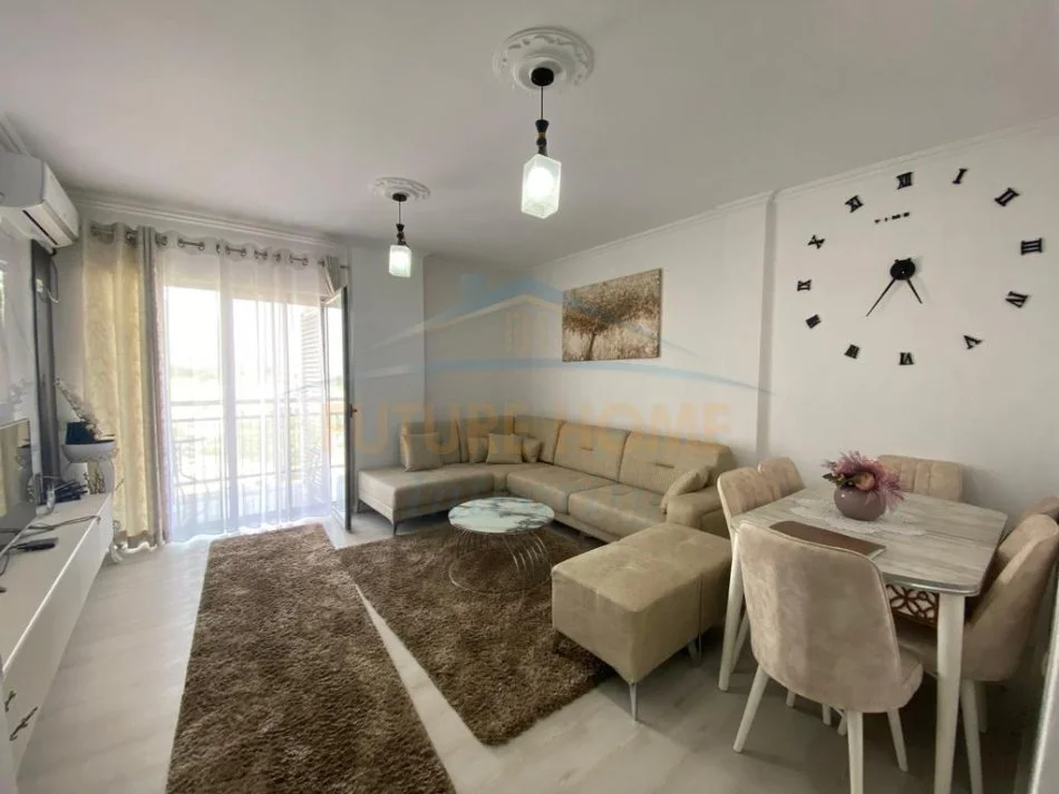 Tirane, shitet apartament 2+1+2 Kati 4, 93 m² 135.000 € (FRESK)