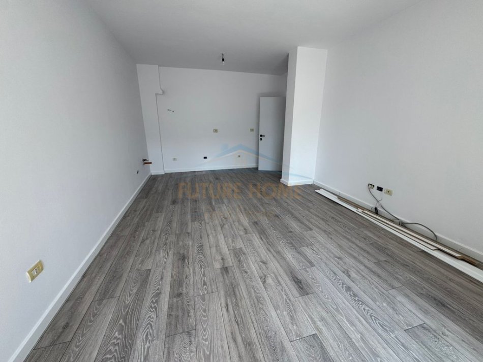 Tirane, shitet apartament 1+1 Kati 5, 73 m² 105.000 € (ASTIR,VILA L,UNAZA RE)