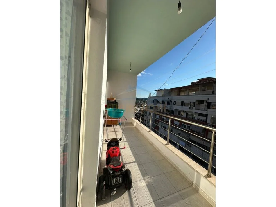 Tirane, shitet apartament 2+1 Kati 7, 130 m² 163.000 € (YZBERISHT)  UNA57302