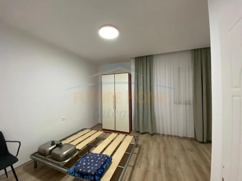 Tirane, jepet me qera apartament 3+1+Parkim Kati 2, 120 m² 700 € (Selite)