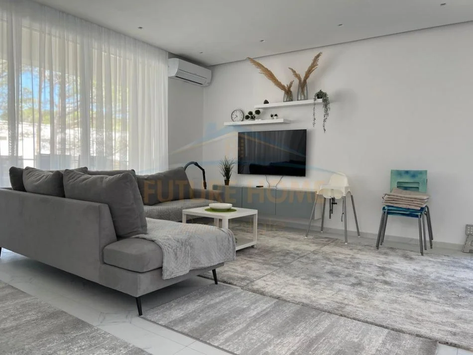 Durres, shitet apartament 2+1+Ballkon Kati 2, 107 m² 310.620 € (GJIRI I LALZIT)