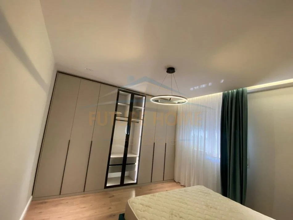 Durres, jepet me qera apartament 2+1 Kati 2, 98 m² 420 € 