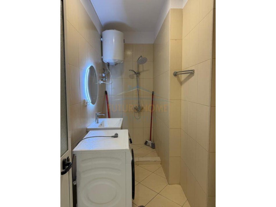 Tirane, jepet me qera apartament 2+1 Kati 4, 100 m² 550 € Don Bosko