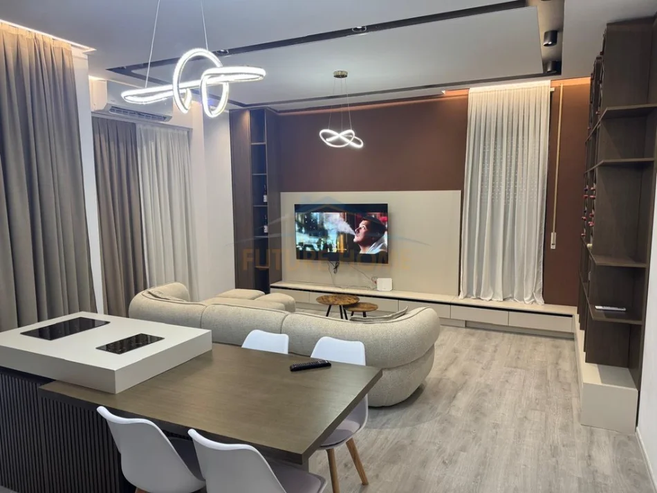 jap me qera apartament 2+1+Ballkon+ 2 POSTE PARKIMI , Kati 1, 108 m² 850 € (ISH DOGANA)
