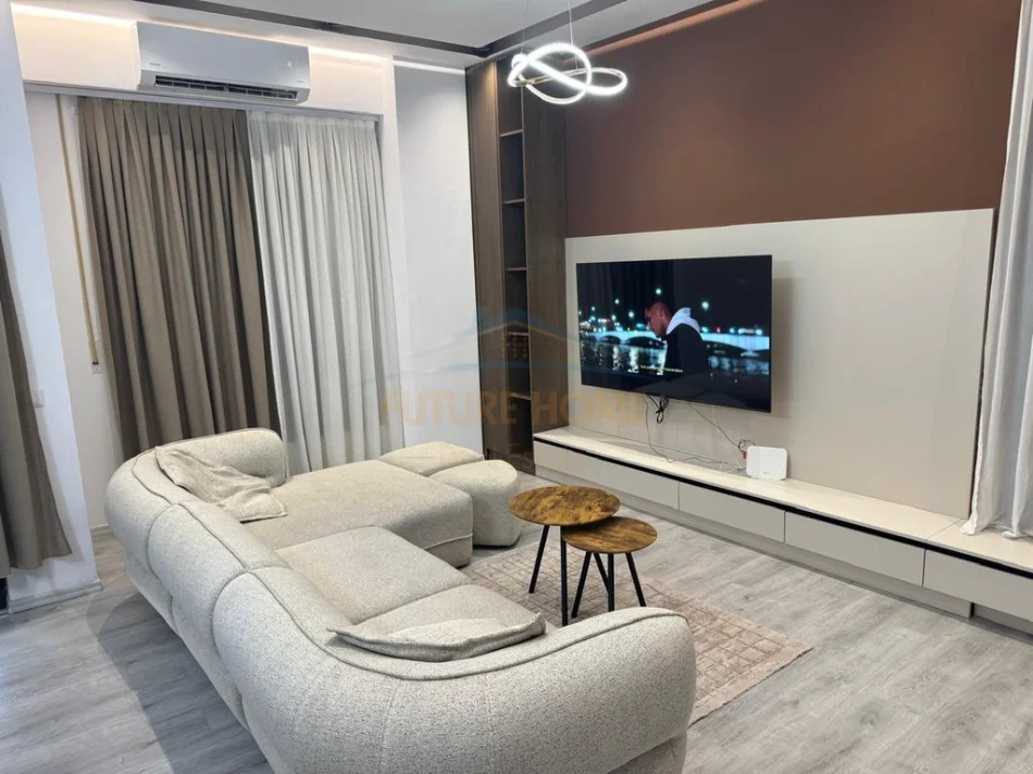 jap me qera apartament 2+1+Ballkon+ 2 POSTE PARKIMI , Kati 1, 108 m² 850 € (ISH DOGANA)
