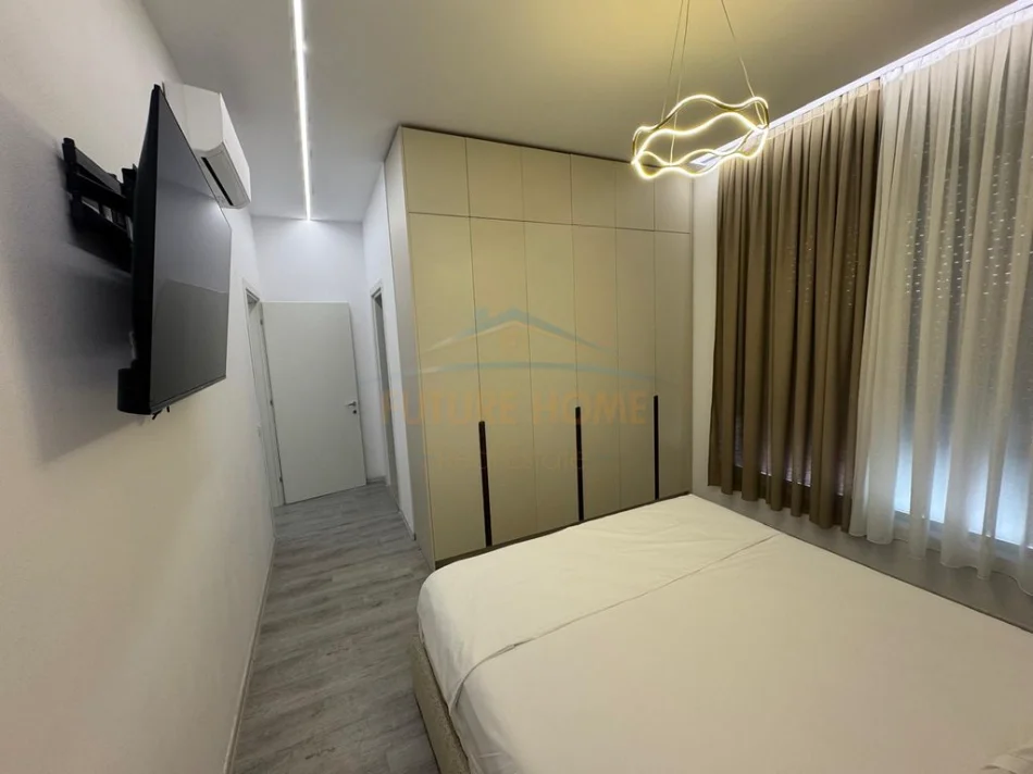 Qera, Apartament 2+1+2+2 Poste Parkimi, Ish Dogana, Tirane 0696069906