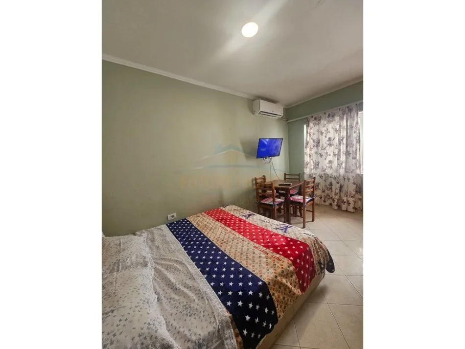 Durres, jepet me qera garsonier Kati 4, 250 € 