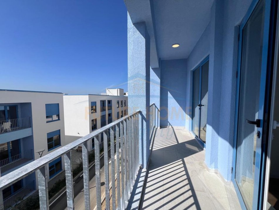 Tirane, shitet apartament 1+1+Ballkon Kati 2, 59 m² 88.000 € (Fresk)