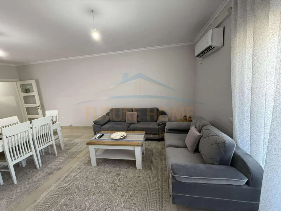 Tirane, jepet me qera apartament 2+1+Ballkon Kati 1, 100 m² 450 € (ARDENO)  UNA57635