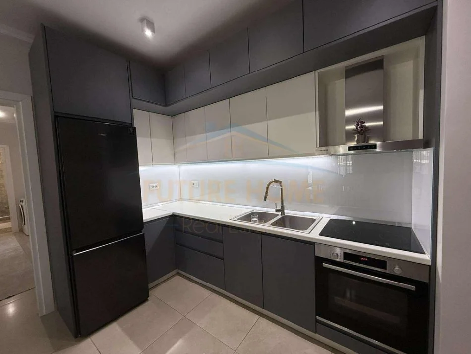 Tirane, jepet me qera apartament 2+1+Ballkon Kati 1, 100 m² 450 € (ARDENO)  UNA57635