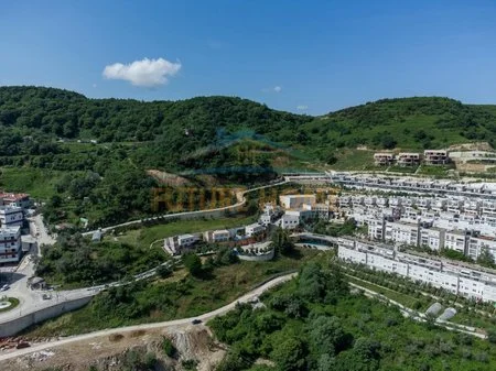 Tirane, shitet apartament 2+1 , 153 m² 250.000 € 