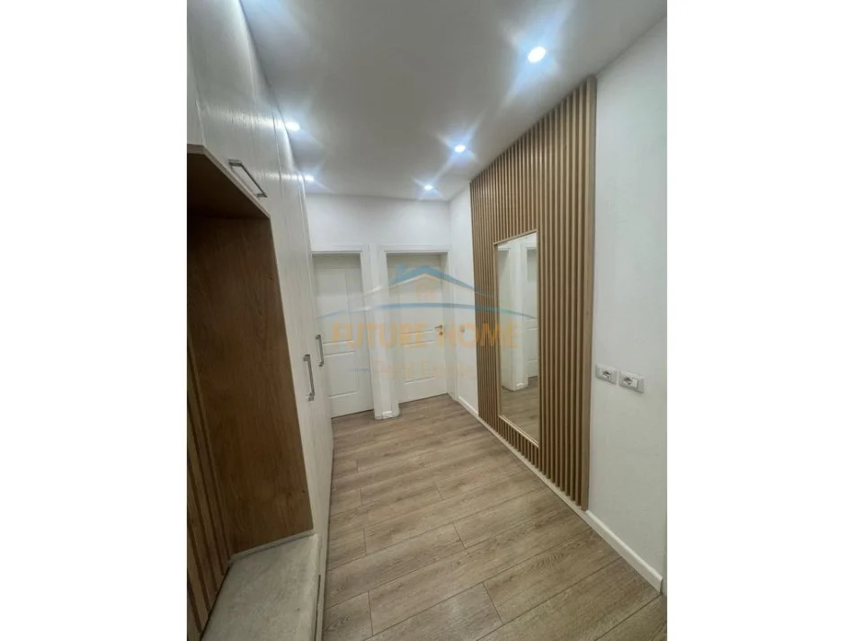 Tirane, jepet me qera apartament 1+1 Kati 3, 58 m² 600 € (RRUGA FERIT XHAJKO)