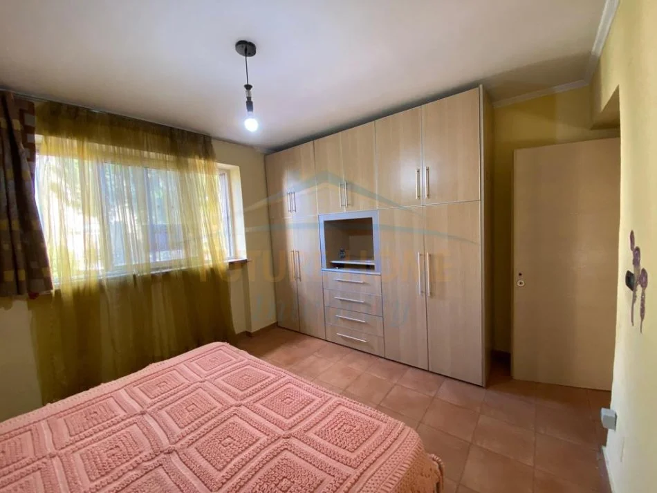 Tirane, jepet me qera apartament 2+1 Kati 3, 69 m² 600 € (21 DHJETORI)