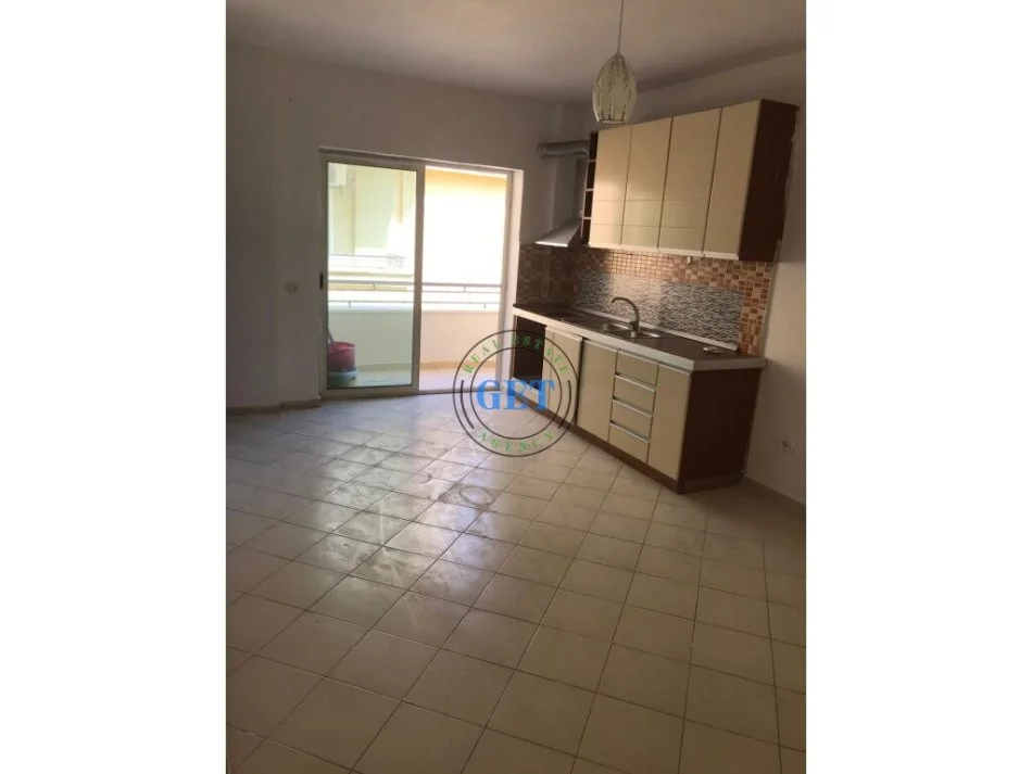Durres, shes apartament 1+1 Kati 5, 52 m² 49.000 € (Shkembi i Kavajes, Durres)