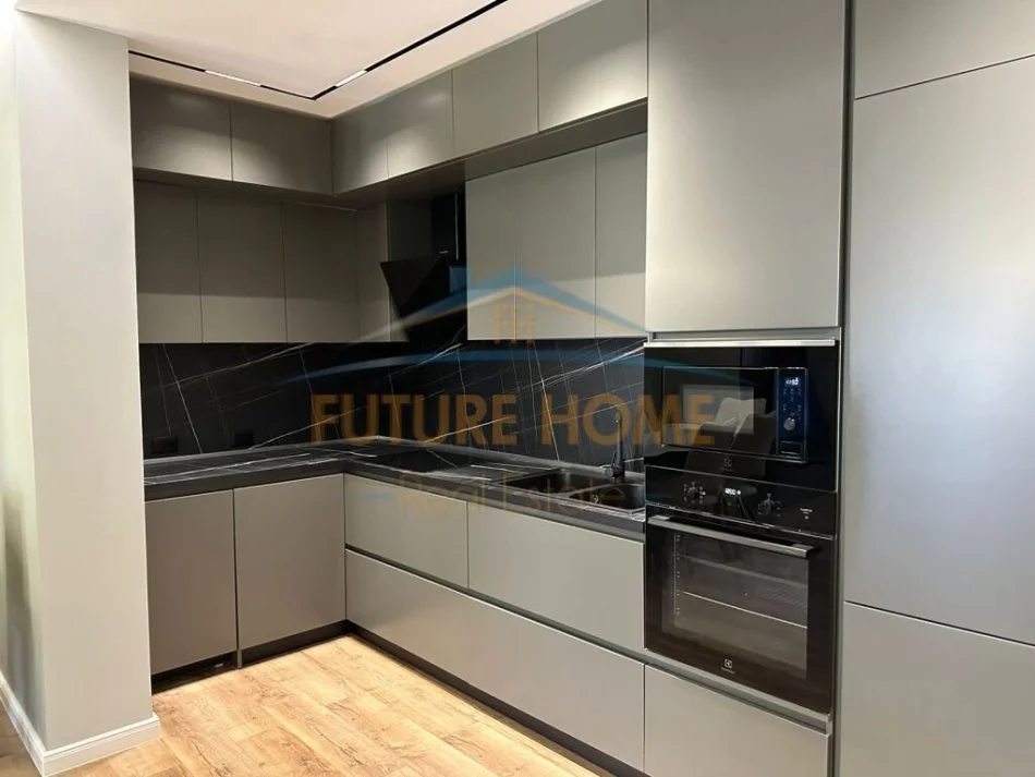 Tirane, shitet apartament 2+1 Kati 5, 115 m² 281.000 € (DON BOSKO)