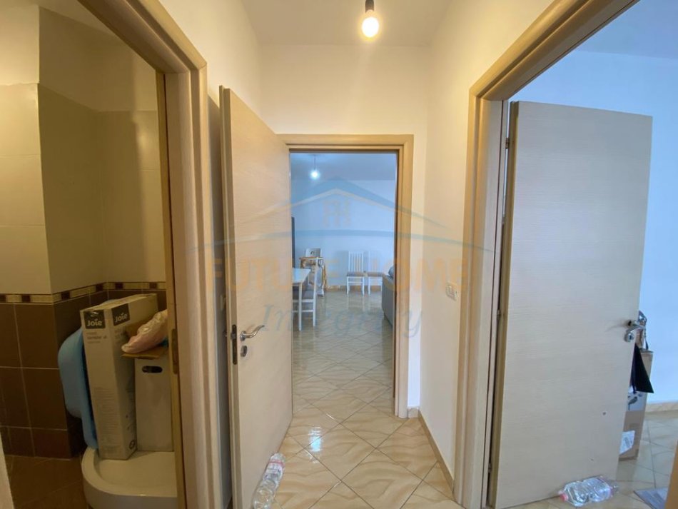 Tirane, shitet apartament 2+1 Kati 4, 118 m² 155.000 € (Fresku)
