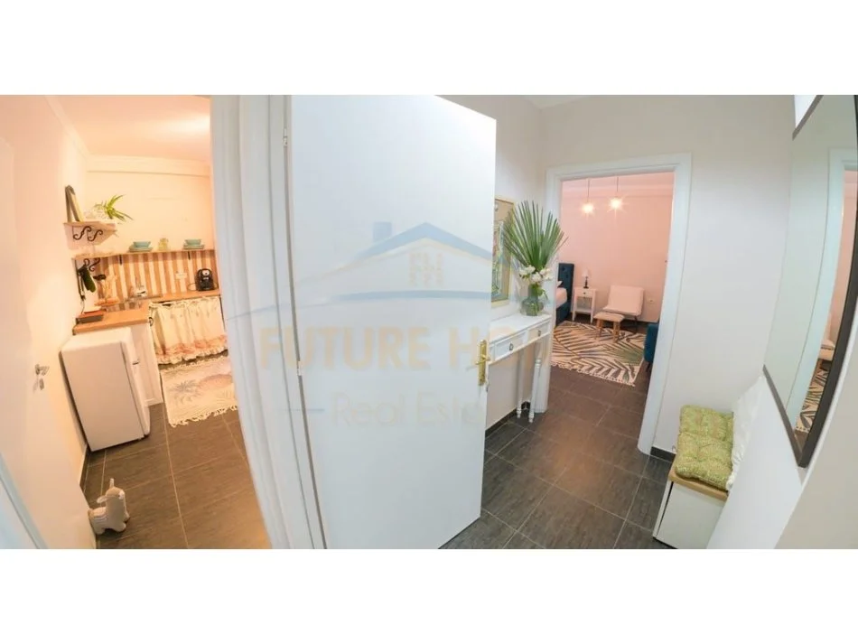 Tirane, shitet apartament 2+1 Kati 3, 90 m² 250.000 € 