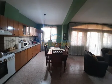 Qera, Vilë, Brryl, Tiranë AREA57777