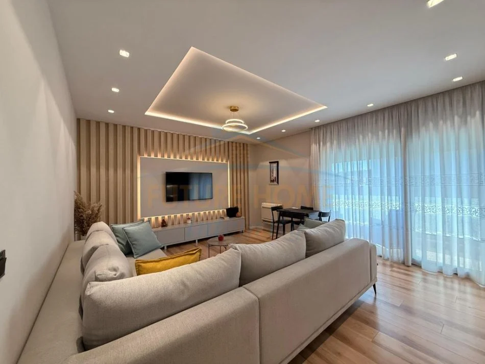 Tirane, shes apartament 1+1 Kati 1, 80 m² 227.000 € (PRANE TEG)