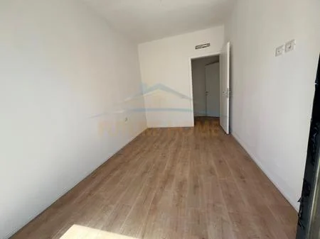 Tirane, shitet apartament 1+1+Aneks+Ballkon Kati 3, 78 m² 178.000 € 