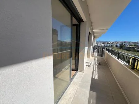 Tirane, shitet apartament 1+1+Aneks+Ballkon Kati 3, 78 m² 178.000 € 
