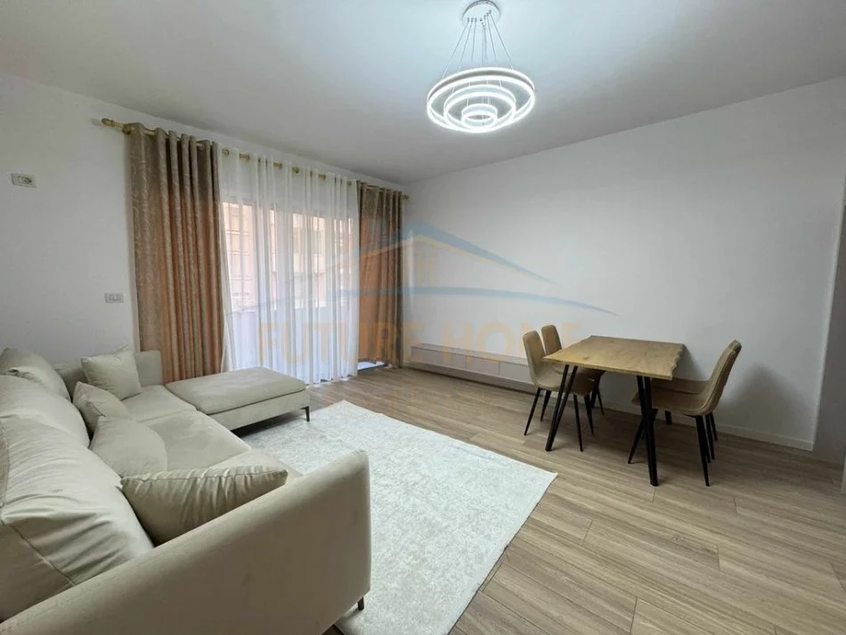 Tirane, shitet apartament 1+1 Kati 5, 73 m² 109.000 € (ASTIR, PRANE BAR ARTISTIT)